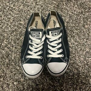 Converse Chucks Women’s Sz 7
